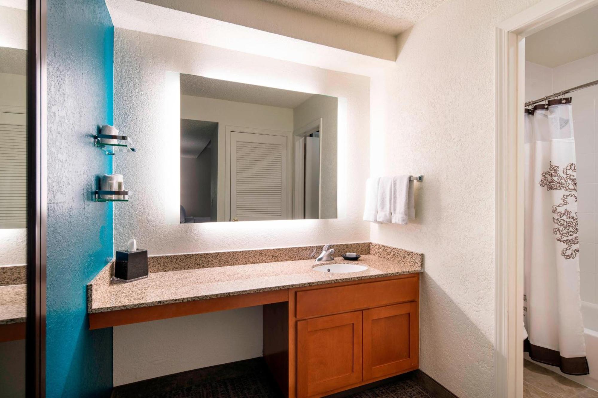 Residence Inn Los Angeles Torrance/Redondo Beach Екстериор снимка